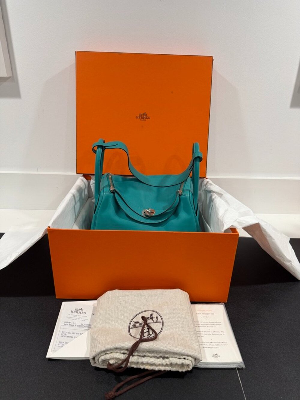 Hermès Lindy Turquoise Blue Leather Shoulder/Handbag Palladium Hardware (JB1571)